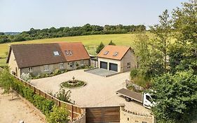 Gorgeous Modern Countryside Loft